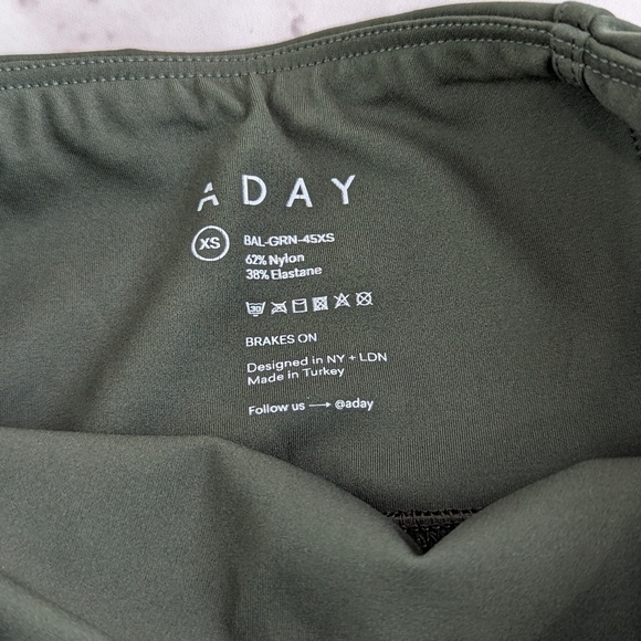 ADAY Leggings Womens Green Brakes On Pant Pull On A Day High Rise Crop Ankle - Picture 4 of 11